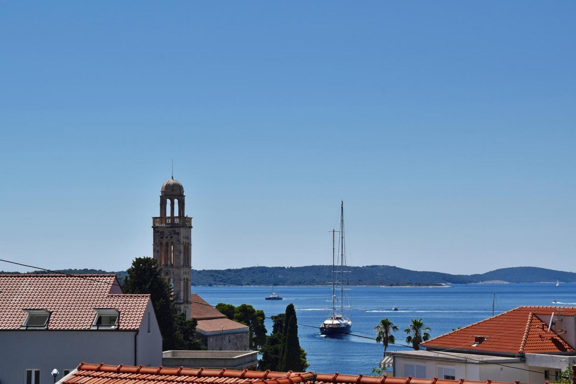 Lina Vrankovic Apartments Hvar Town Exteriör bild