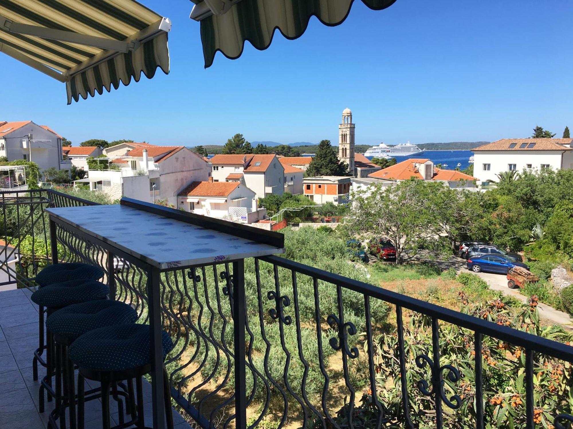 Lina Vrankovic Apartments Hvar Town Exteriör bild
