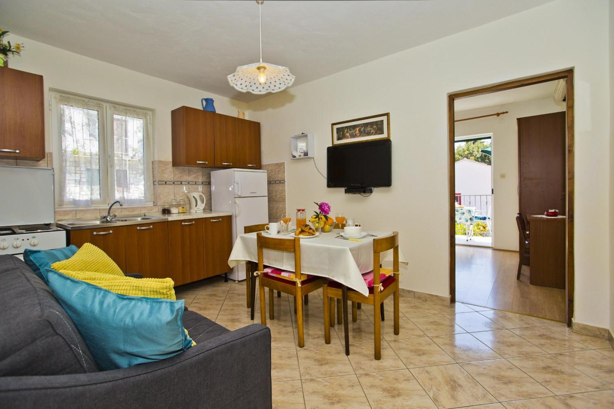 Lina Vrankovic Apartments Hvar Town Exteriör bild